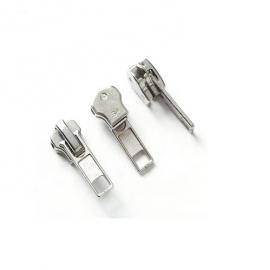 Auto lock slider long pull for metal zipper